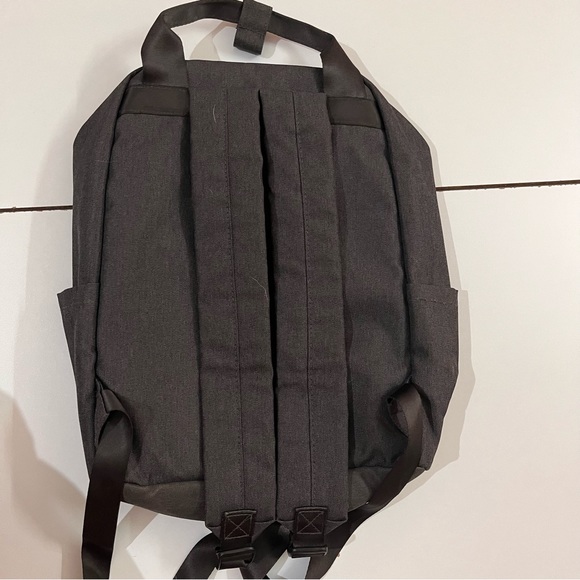 Miniso Mini Laptop Bag - Picture 2 of 7